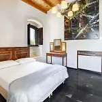 Gorgeous Home In Ragusa 펜션 *